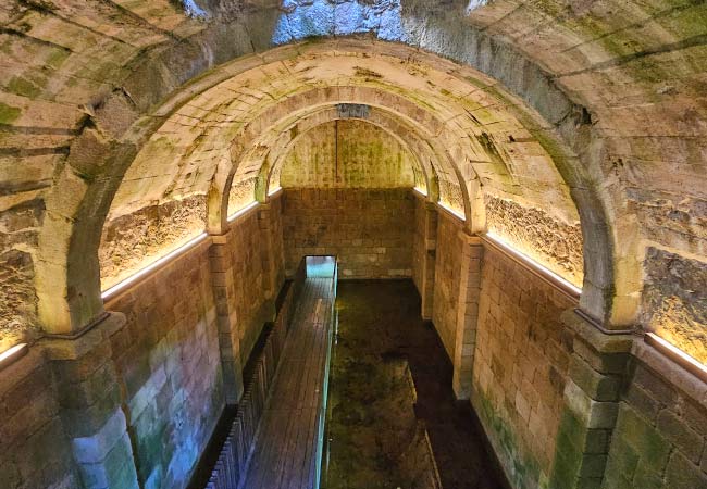 cistern Castelo dos Mouros